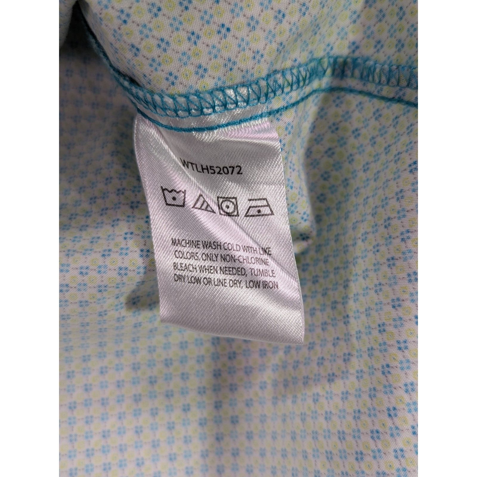 Wrangler Size L Western Style Pearl Snap Blue Geo/Floral Long Sleeve Size L / US 10 / IT 46 - 11 Thumbnail
