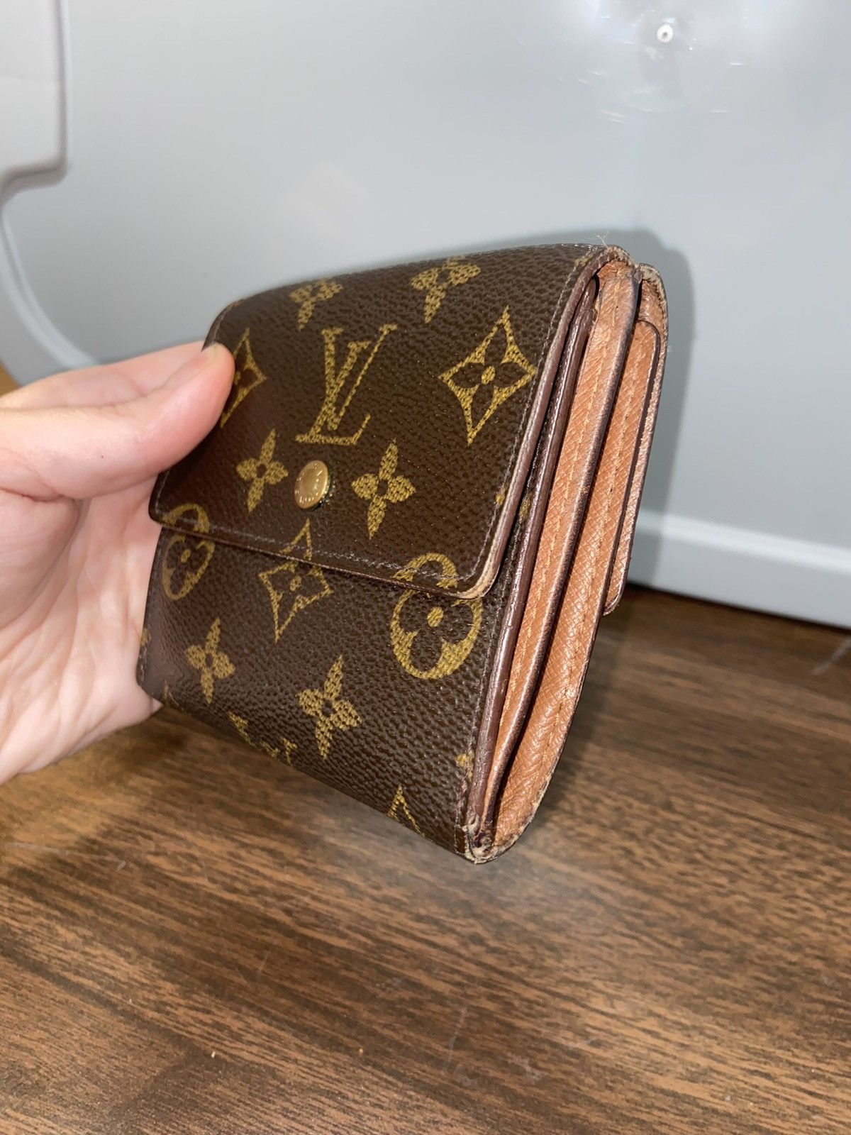 Louis Vuitton LV Bi-Fold Monogram Wallet Size ONE SIZE - 7 Thumbnail