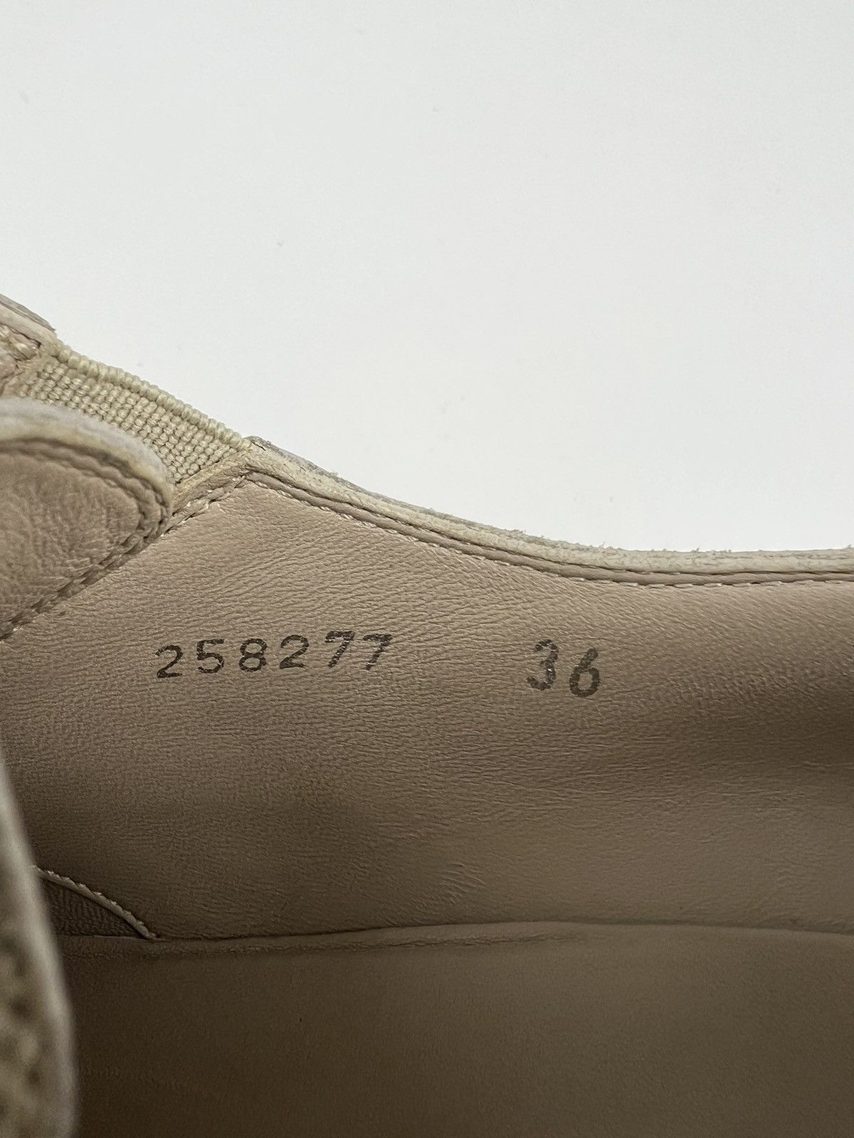 Gucci GUCCI Oxford Suede Shoes Beige Wmn’s Made in Italy Size US 6 / IT 36 - 15 Thumbnail