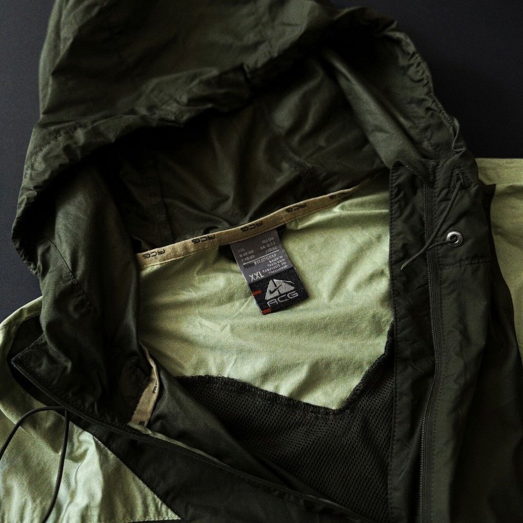 Nike ACG 2000s NIKE ACG Gorpcore Light Jacket Size US XL / EU 56 / 4 - 5 Thumbnail