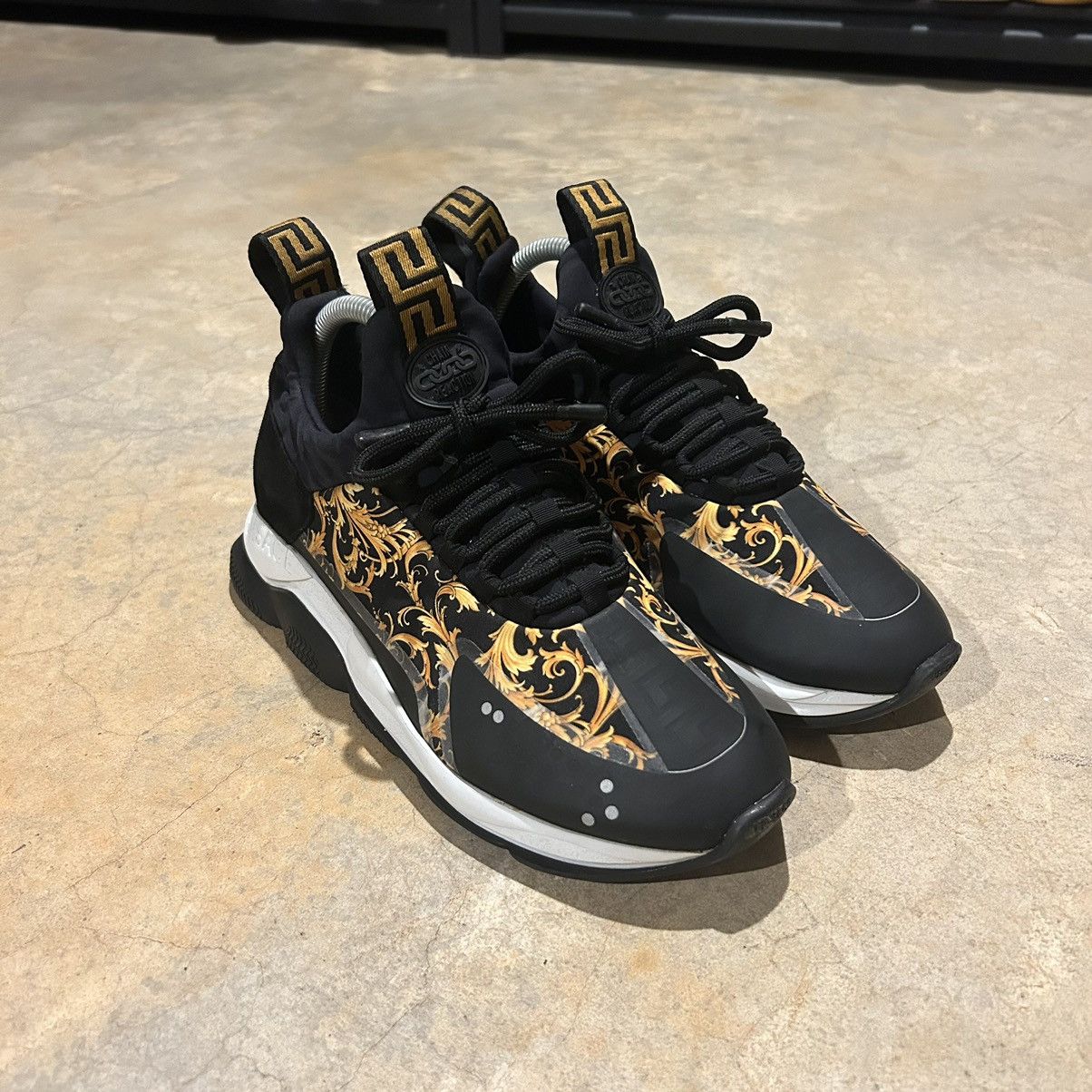 Designer × Versace Versace Cross Chainer Baroque Print Gold Black Shoes EU 40.5 Size US 7.5 / EU 40-41 - 9 Thumbnail
