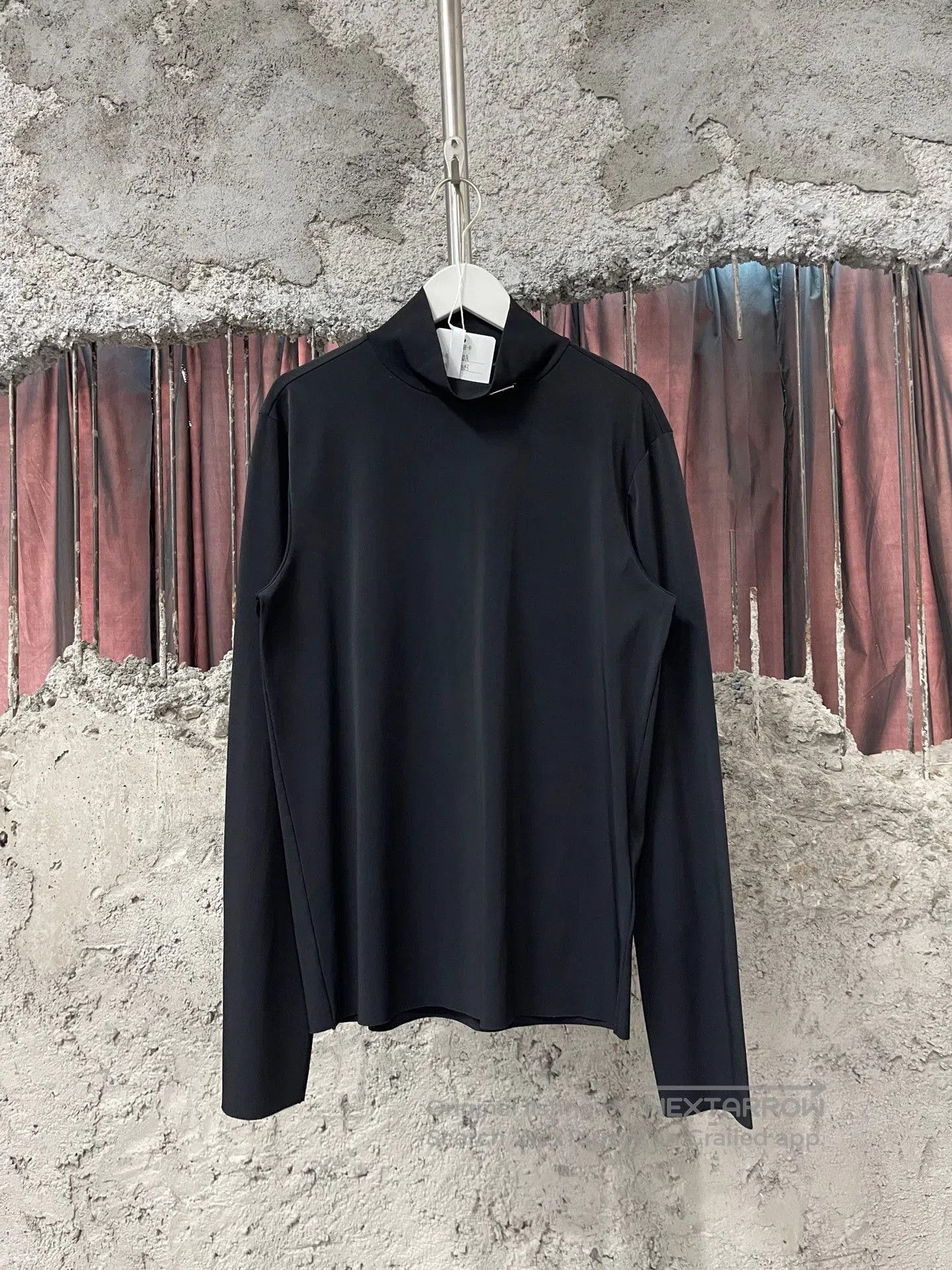 Prada Prada Triangle Logo Turtleneck Long Sleeve. Size US M / EU 48-50 / 2 - 1 Thumbnail