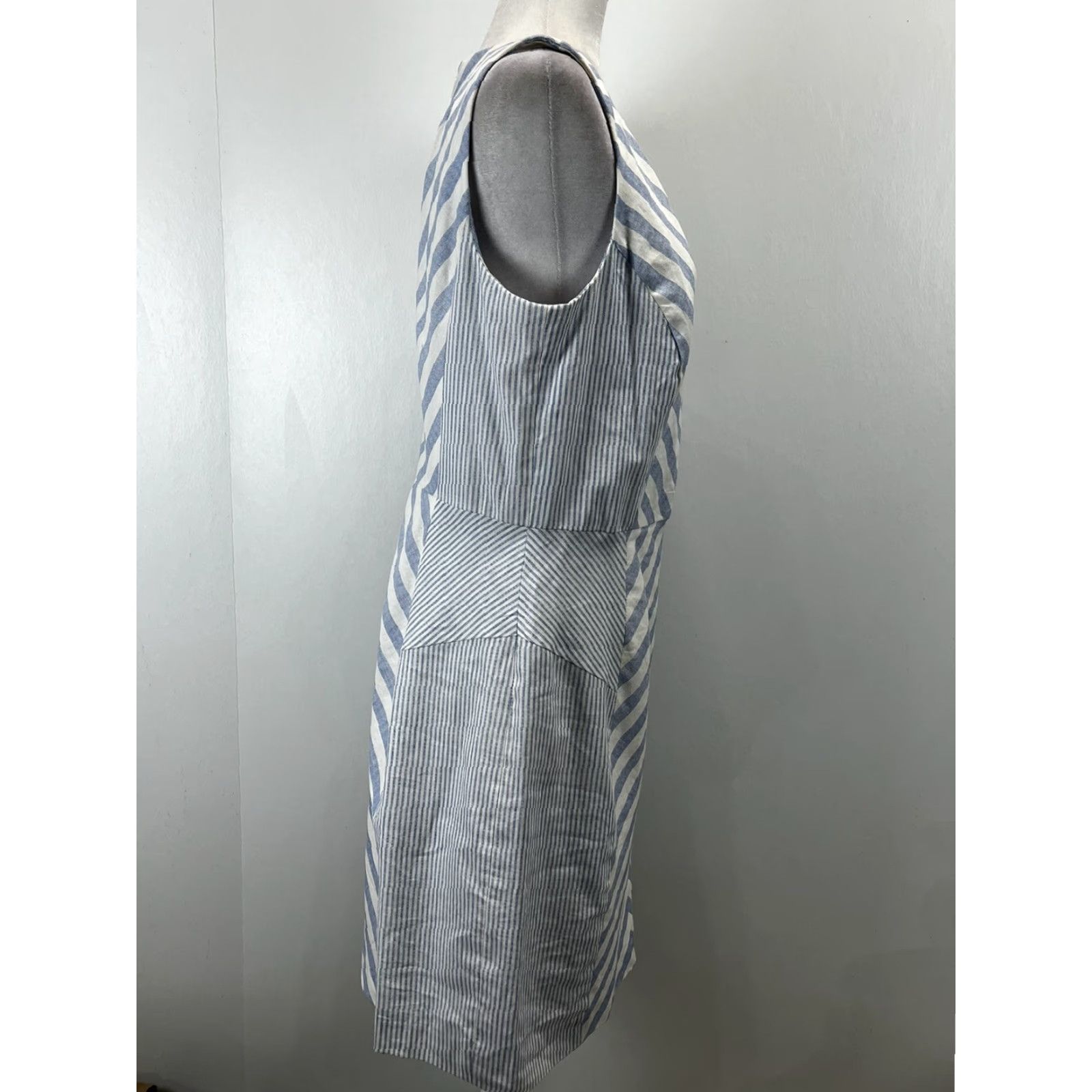Vintage ANA Linen Blend Dress Sz L VGUC Sleeveless Knee Length Sheath Lined Striped Womens Blue White Size L / US 10 / IT 46 - 4 Thumbnail
