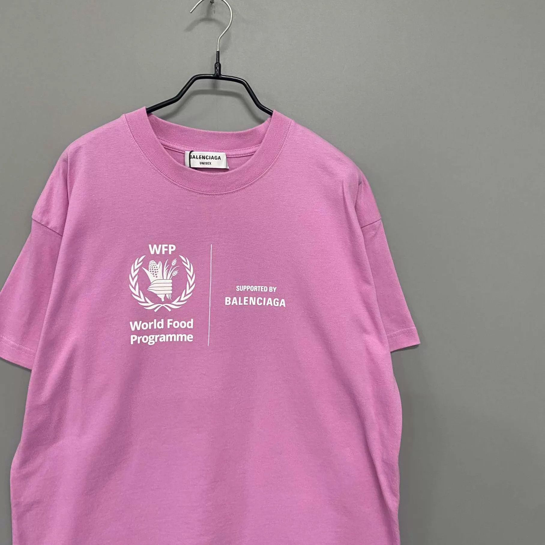 Balenciaga Balenciaga Pink World Food Charity Tee L Size L / US 10 / IT 46 - 2 Thumbnail