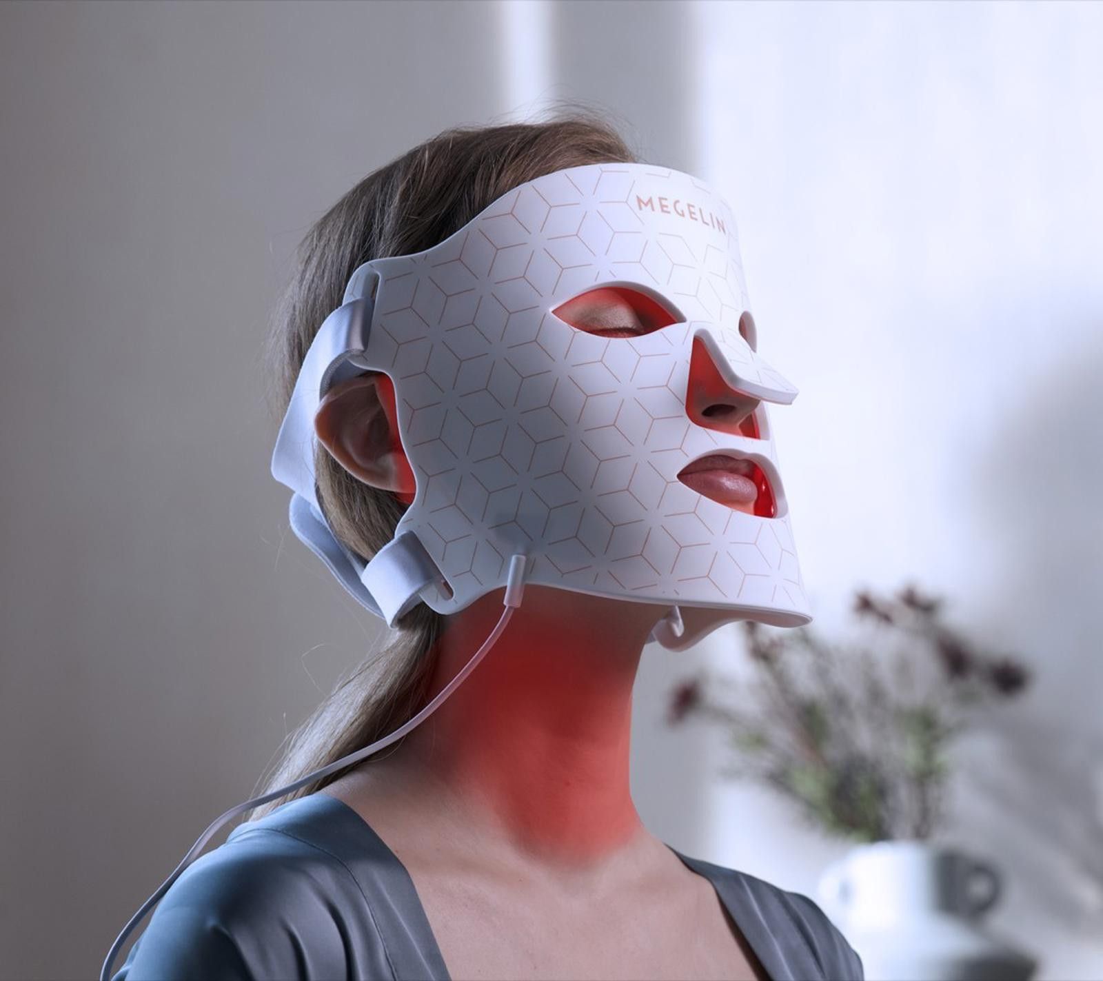 Other Megelin LED Light Therapy Face Mask - 7 Colors LED Lights Size ONE SIZE - 6 Thumbnail