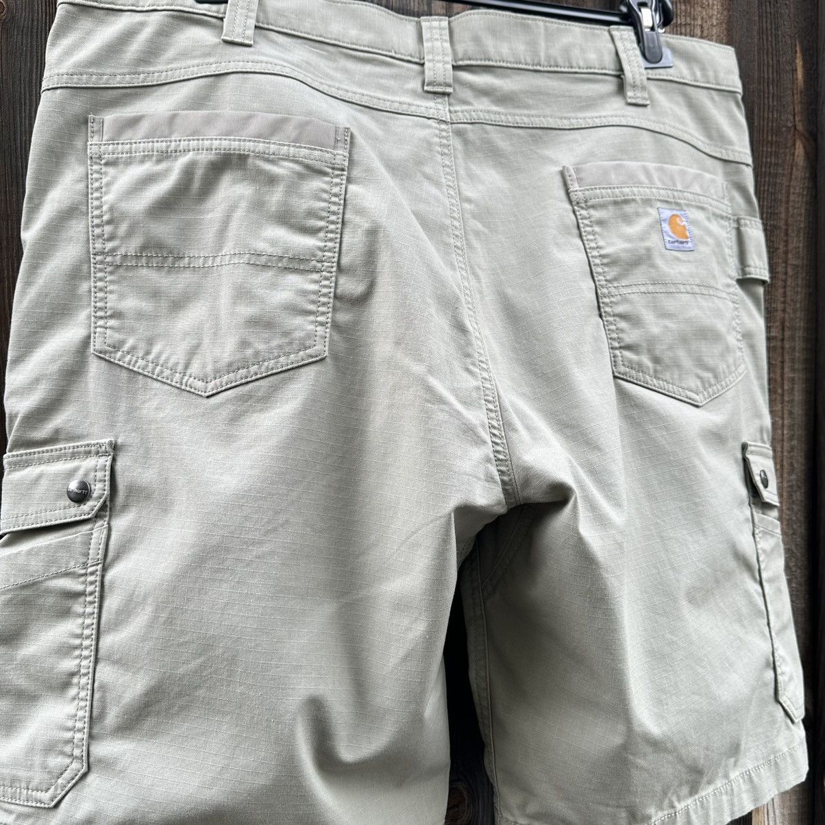 Carhartt × Vintage VINTAGE CARHARTT CARGO RELAXED FIT SHORTS Size US 42 / EU 58 - 3 Thumbnail