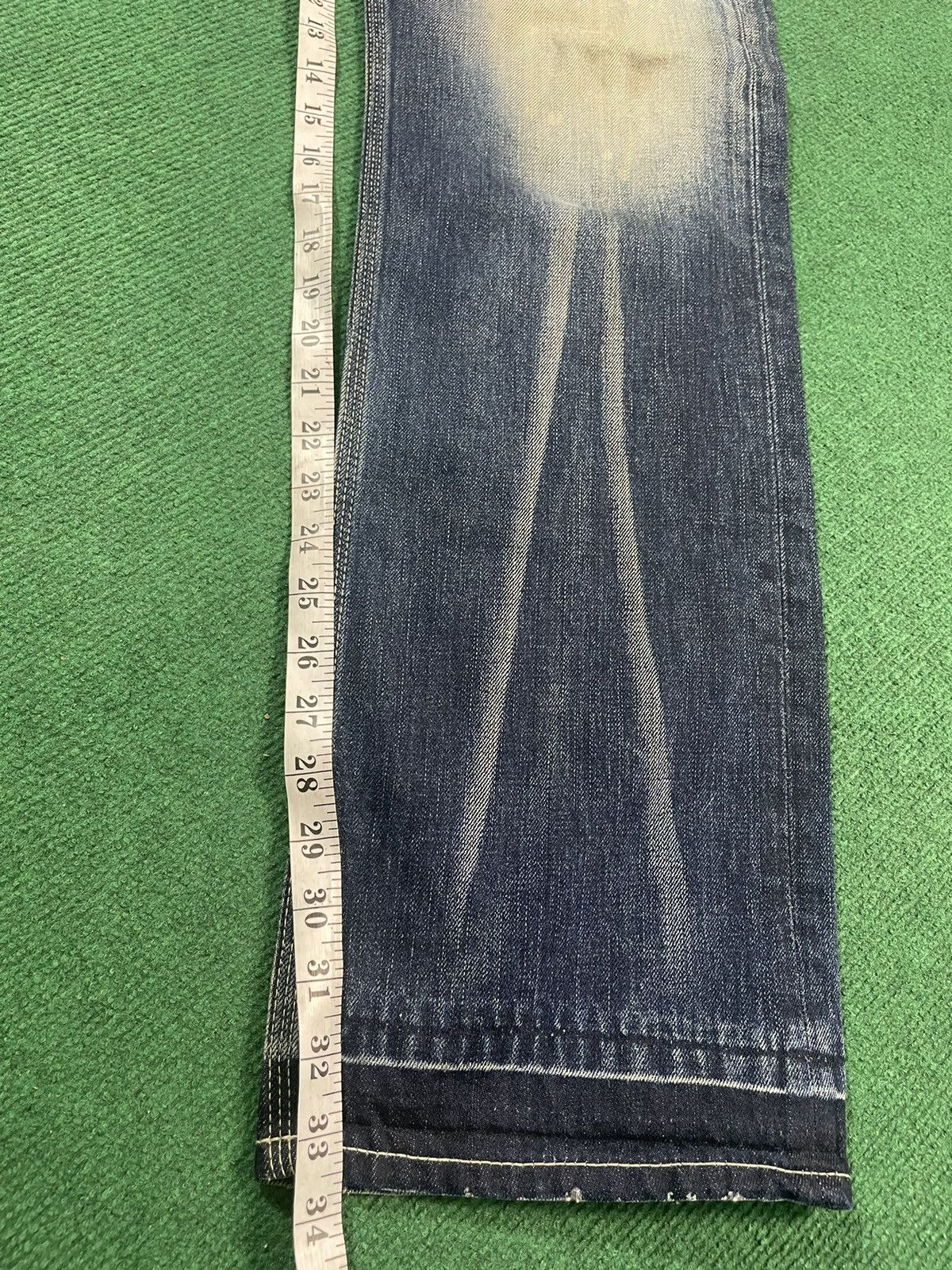 Vanquish Vintage Distressed Vanquish Jeans Size US 34 / EU 50 - 12 Thumbnail