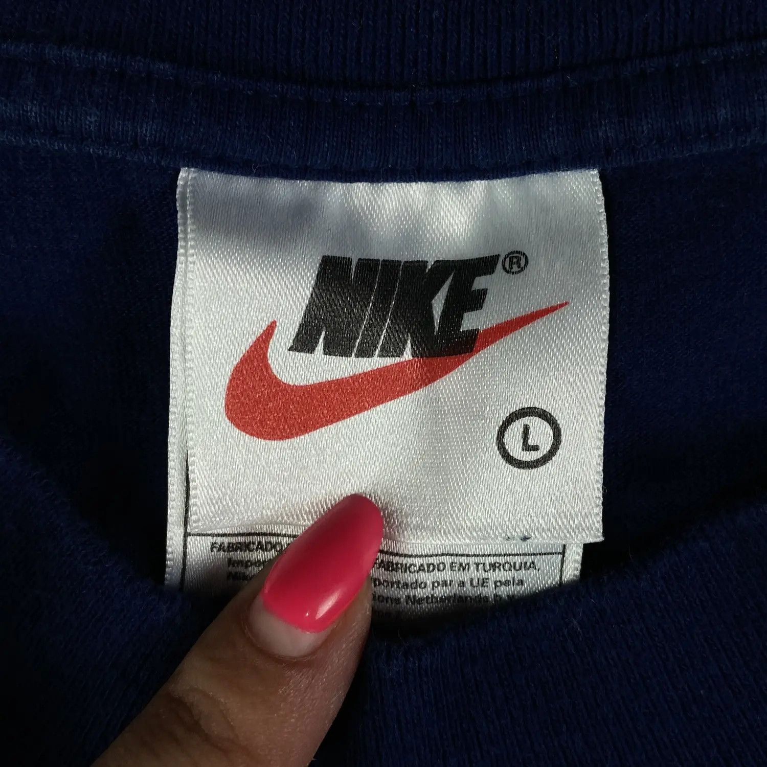 Nike Mens T-Shirt Short Sleeve Nike Vintage Center Logo Size L Size US L / EU 52-54 / 3 - 7 Thumbnail