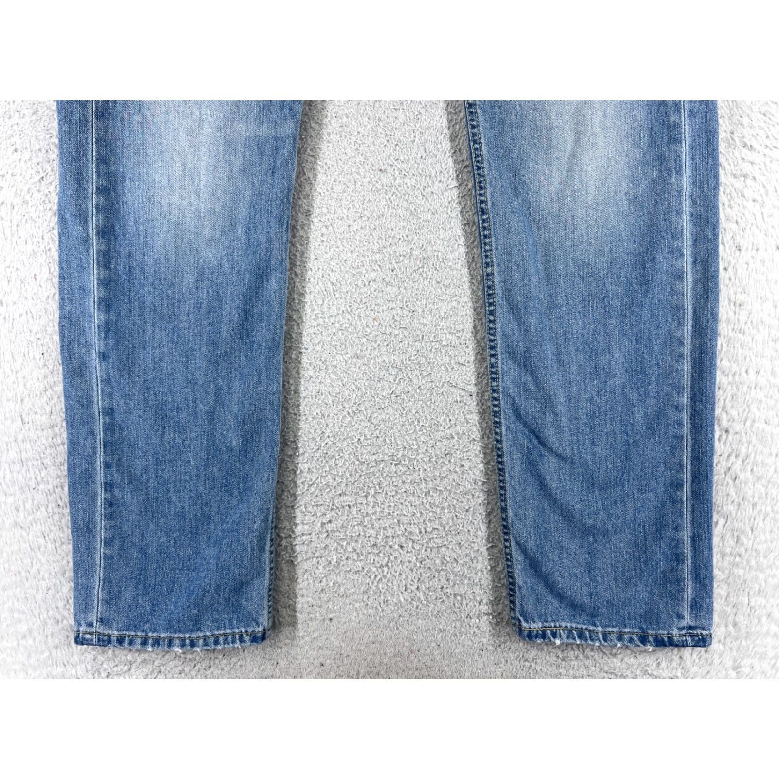Levi's Levi's Jeans 505 Adult 32 Blue Denim Cotton Regular 5-Pocket Design Medium Wash 31x31 Mens Size US 32 / EU 48 - 2 Thumbnail
