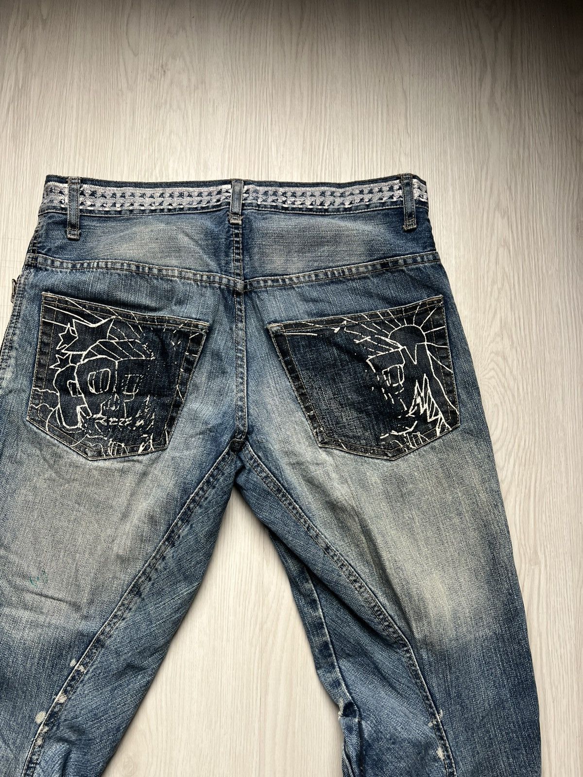 PPFM Spiral Cut PPFM Faded Distressed Jeans Size US 33 - 6 Thumbnail