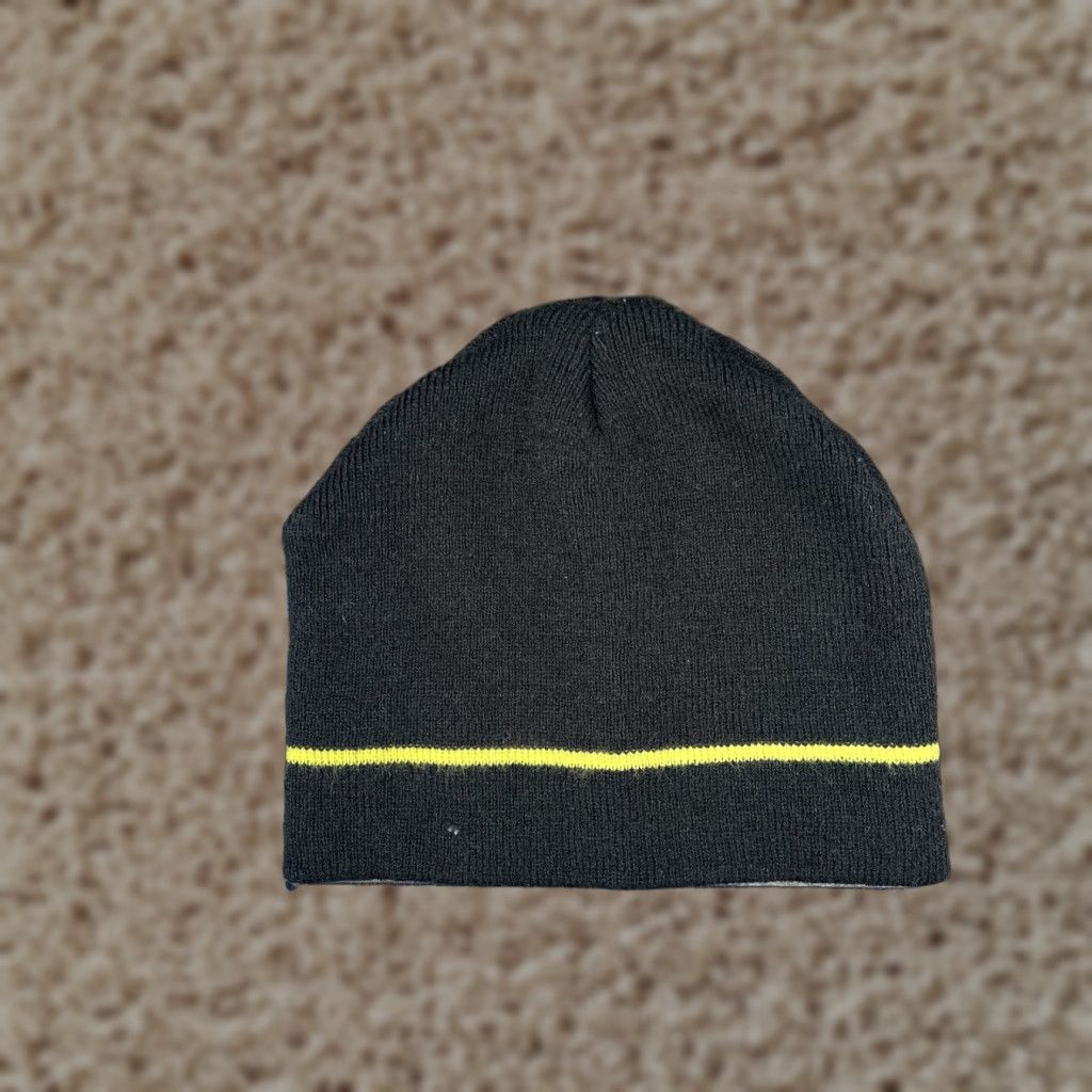 Vintage Interknit Int. Beanie Toque Adult 8-18 Black Yellow Knit 100% Acrylic Ski Hat/Cap Unisex Adults Beanie Winter Outdoor Ski Mens Womens Size ONE SIZE - 1 Thumbnail