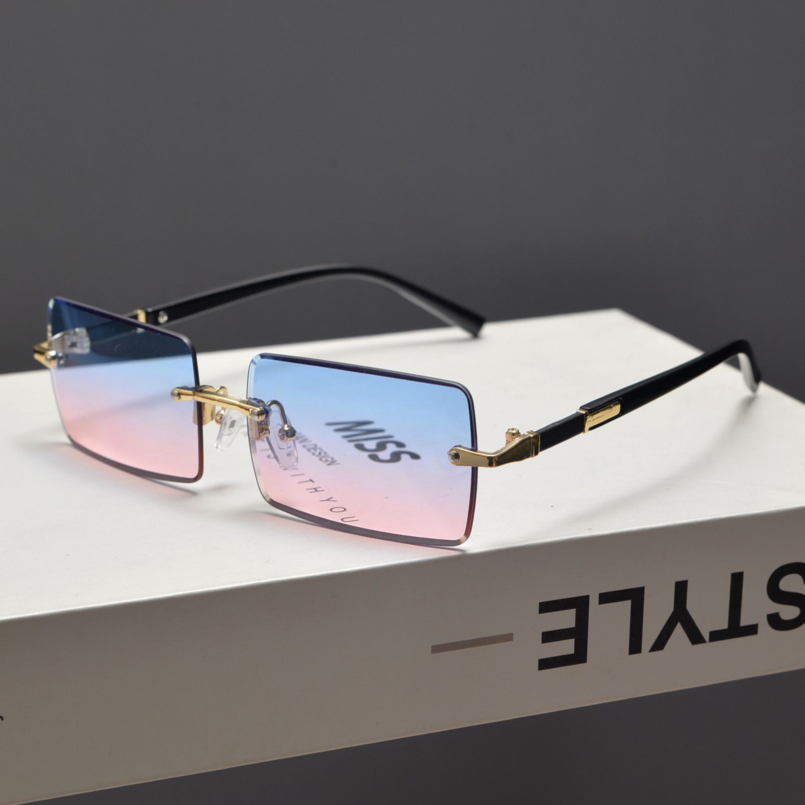 VIBE Hip-hop Street ins style custom avant-garde sunglasses Size ONE SIZE - 1 Thumbnail