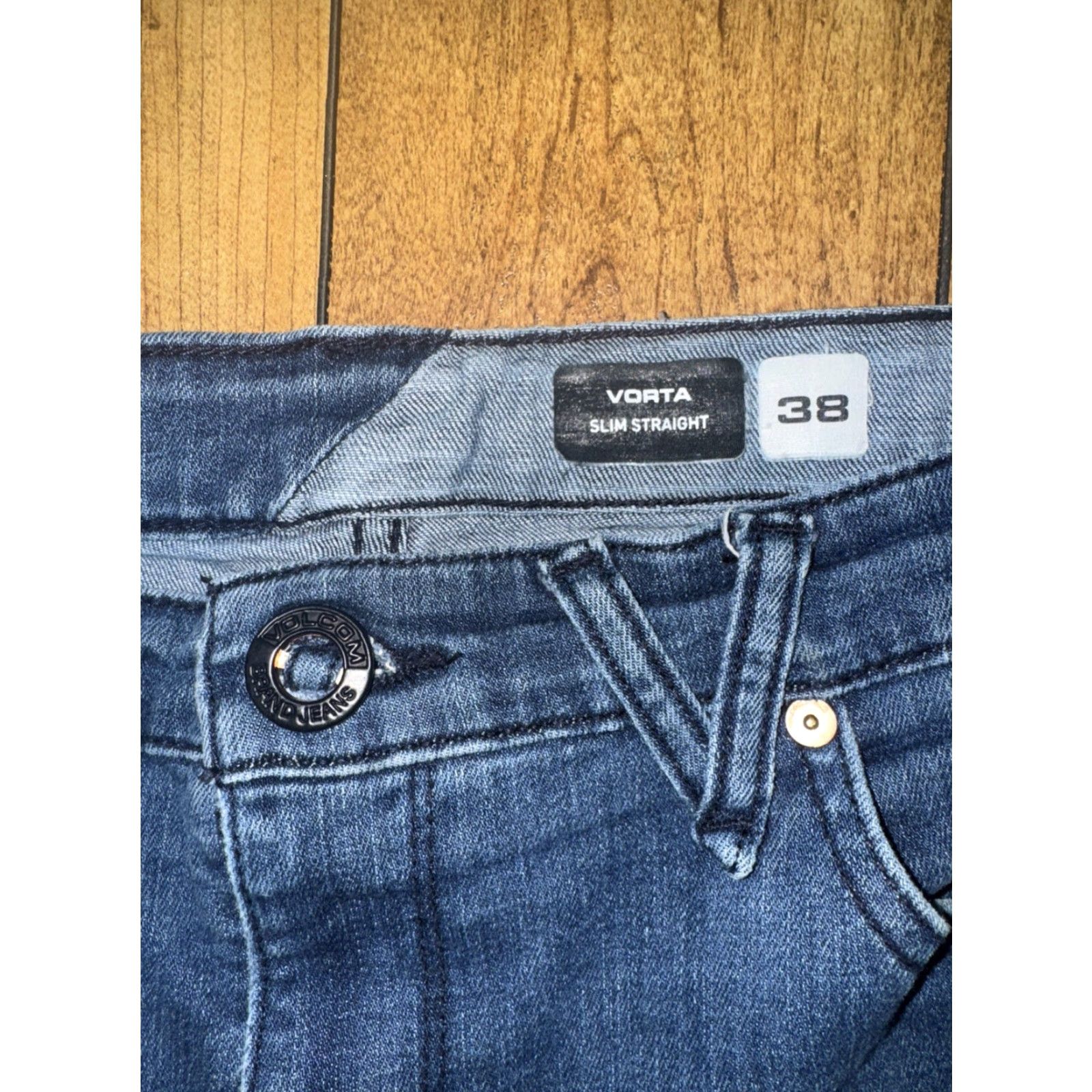Volcom VINTAGE Volcom Vorta Slim Straight Jeans Men Blue Denim 38x33 Casual Skate Surf 90s Grunge City Workwear Mens Size US 38 / EU 54 - 5 Thumbnail