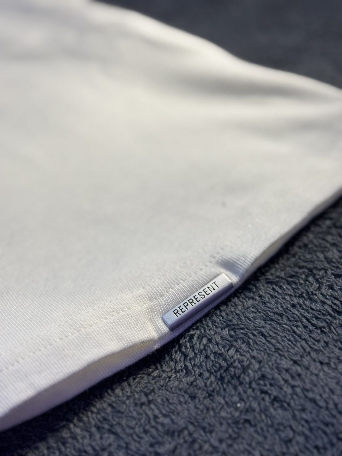 Represent Clo. REPRESENT ‘Hermes White’ T-shirt Size US M / EU 48-50 / 2 - 5 Thumbnail
