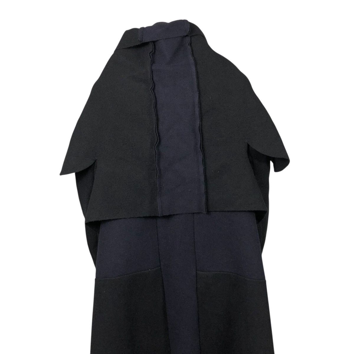 Comme des Garcons 🔥VINTAGE 2003 CAPE JACKET WOOL OVERSIZE ASYMMETRIC DRAPED Size US M / EU 48-50 / 2 - 9 Thumbnail