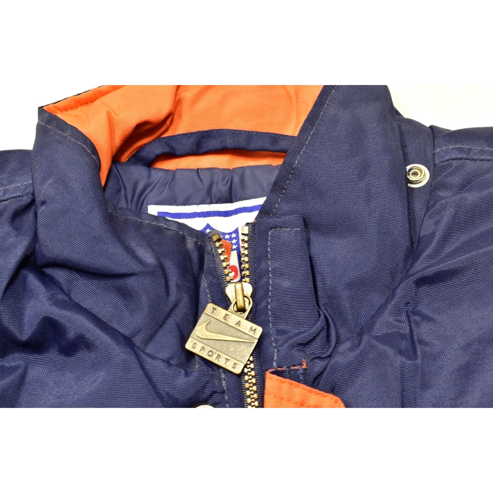 Nike Nike NFL Pro Line Denver Broncos Vintage 90s Puffer Jacket Mens XXL Navy Orange Windbreaker Jacket Winter Fall Spring Casual Size US XXL / EU 58 / 5 - 3 Thumbnail