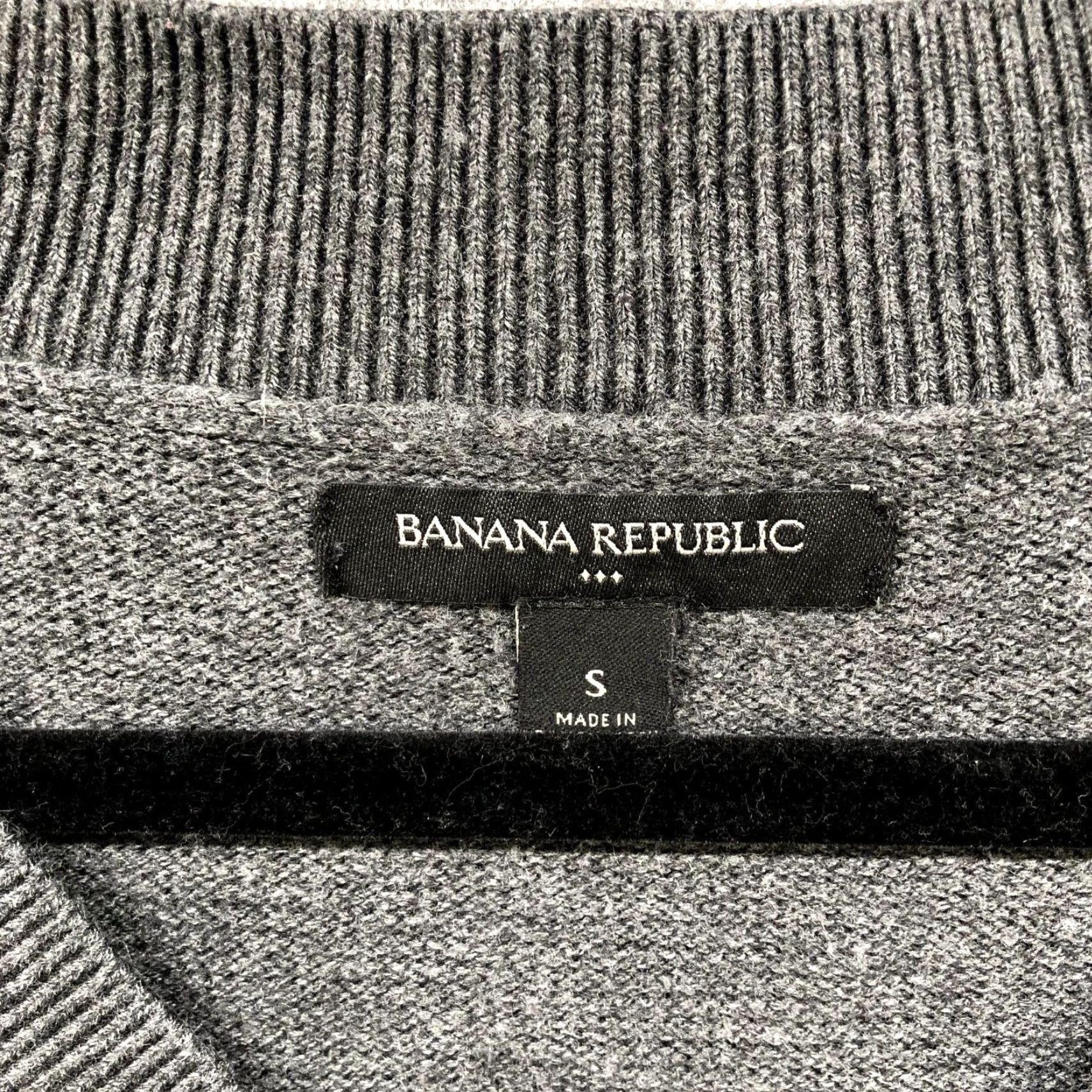 Banana Republic Banana Republic V-Neck Sweater Womens S Gray Cotton Blend Stretch Long Sleeve Pullover Size S / US 4 / IT 40 - 5 Thumbnail