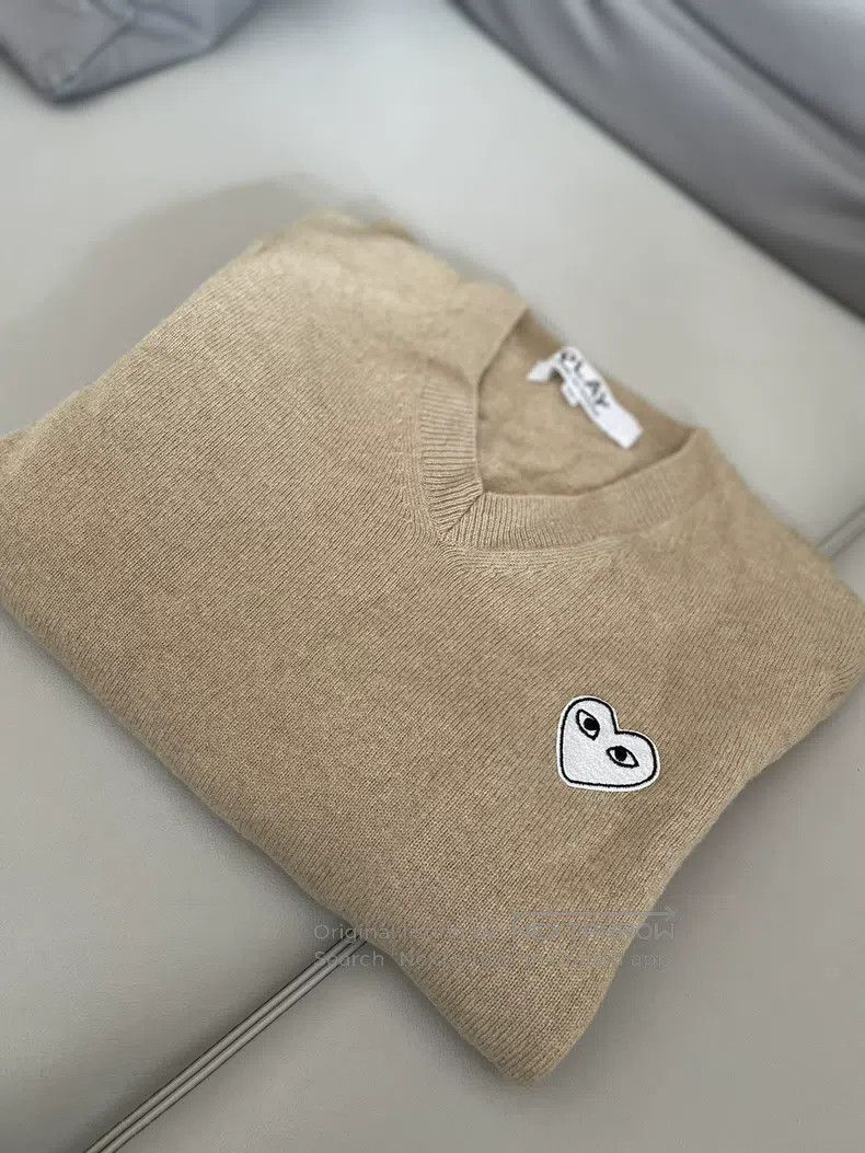 Comme des Garcons Comme des Garcons Knit Sweater Size M / US 6-8 / IT 42-44 - 1 Thumbnail