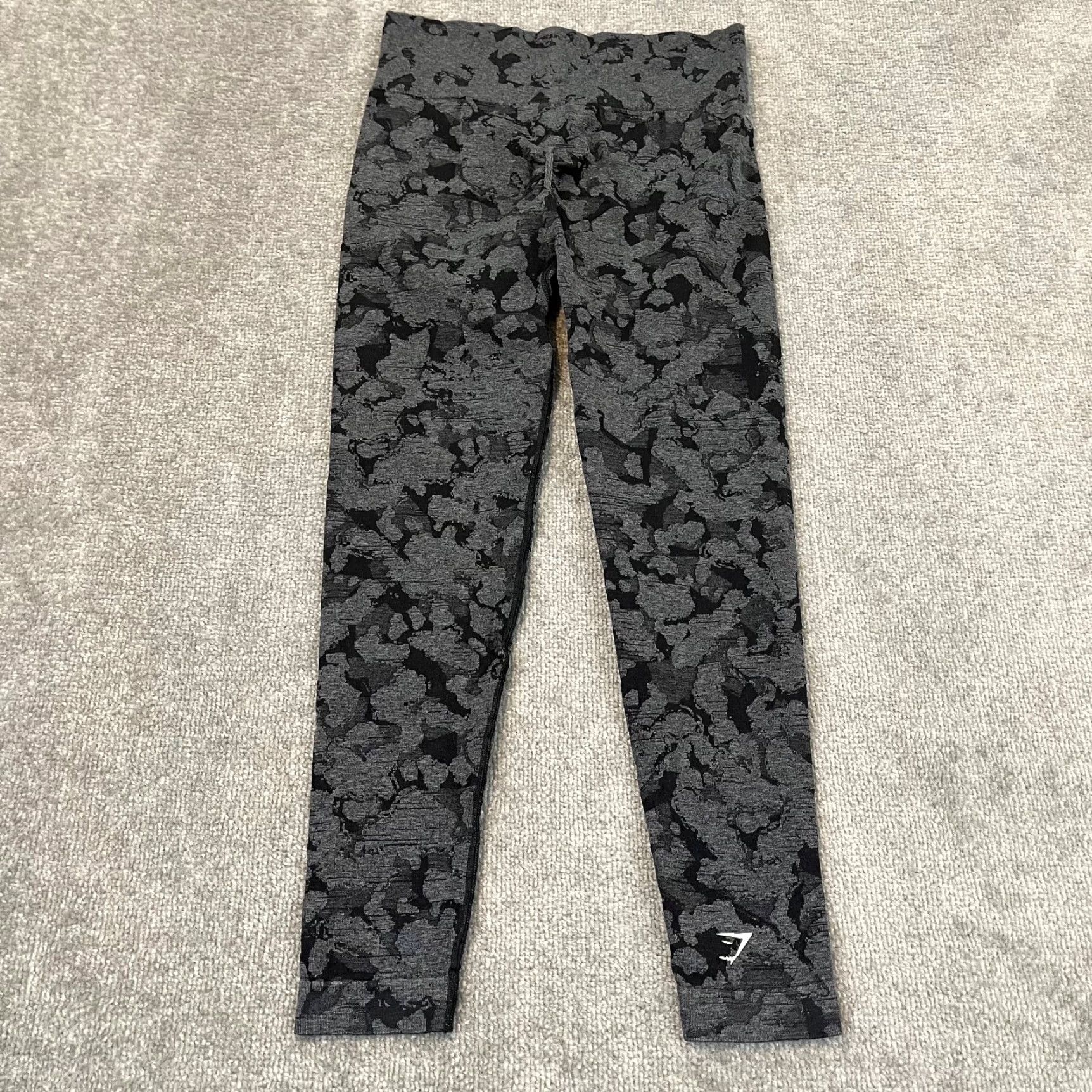 Gymshark Gymshark Leggings Womens XL 25" Gray Camo Athletic Workout Gym Lifting Size 40" / US 18 - 3 Thumbnail