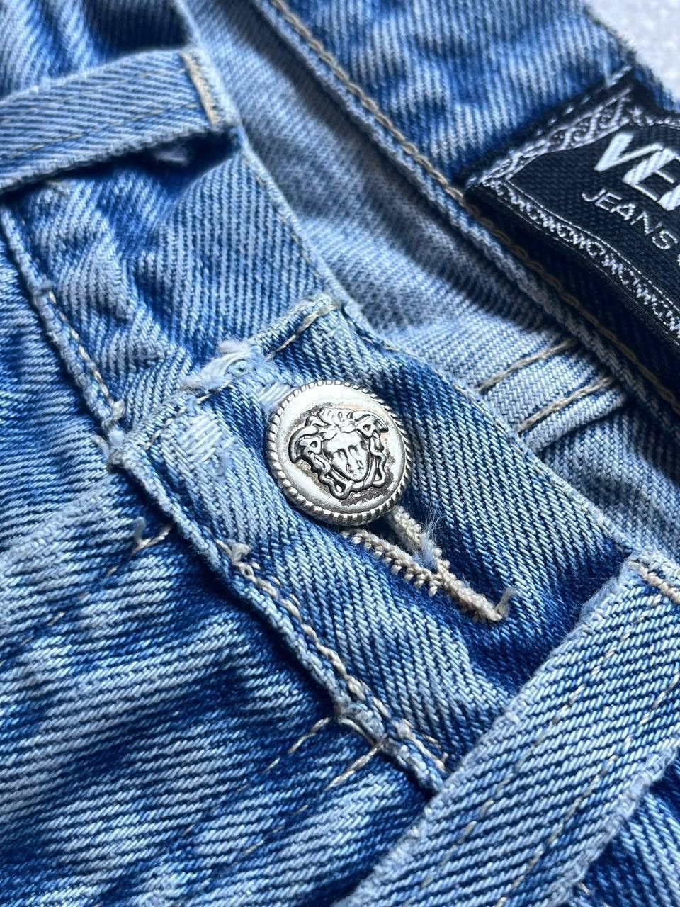 Versace × Vintage Vintage Versace Medusa Baggy Jeans Y2K 30 Size US 30 / EU 46 - 11 Thumbnail