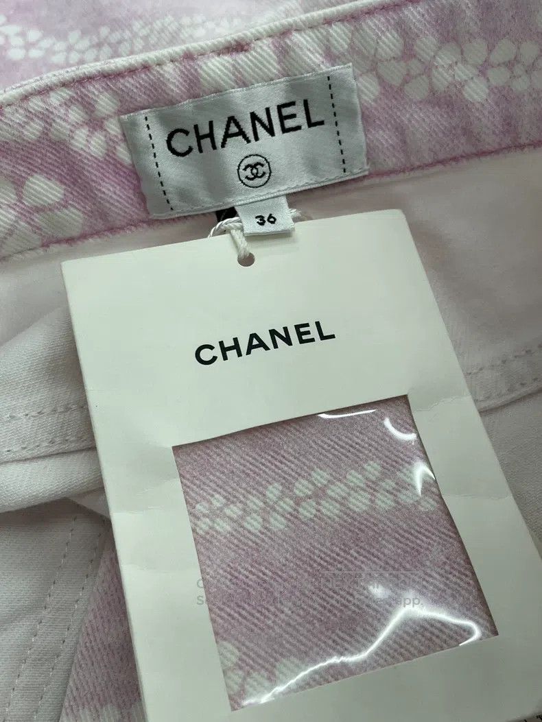 Chanel Chanel Beach Series Pink Printed Denim Shorts Size 24" / US 00 / IT 34 - 4 Thumbnail