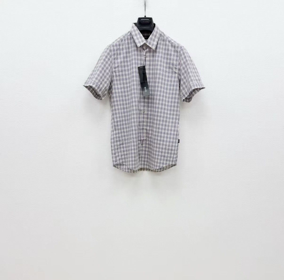Hugo Boss HUGO BOSS 100% Cotton Short Sleeve Shirt J30 Size US M / EU 48-50 / 2 - 1 Thumbnail