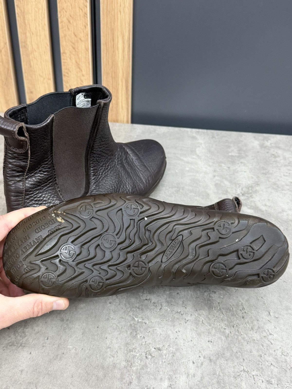 Giorgio Armani Giorgio Armani Brown Leather Chelsea Ankle Boots Unisex 39 Size US 6.5 / EU 39-40 - 11 Thumbnail