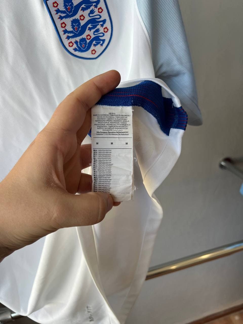Nike 2016/17 ENGLAND TEAM HOME SOCCER JERSEY FOOTBALL SHIRT NIKE Size US M / EU 48-50 / 2 - 13 Thumbnail