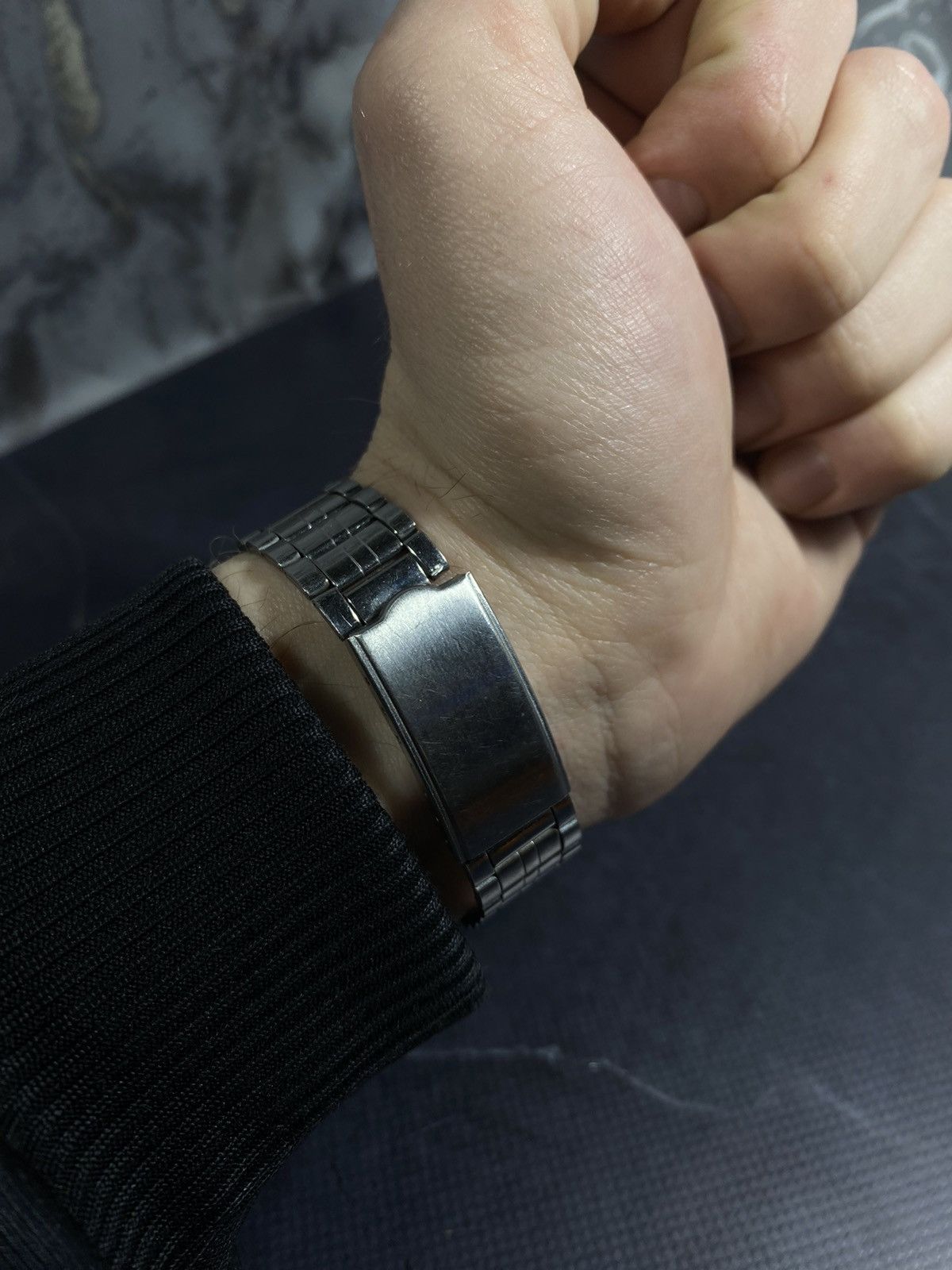 Japanese Brand Vintage Futuristic Quartz Watch with New Strap Size ONE SIZE - 3 Thumbnail