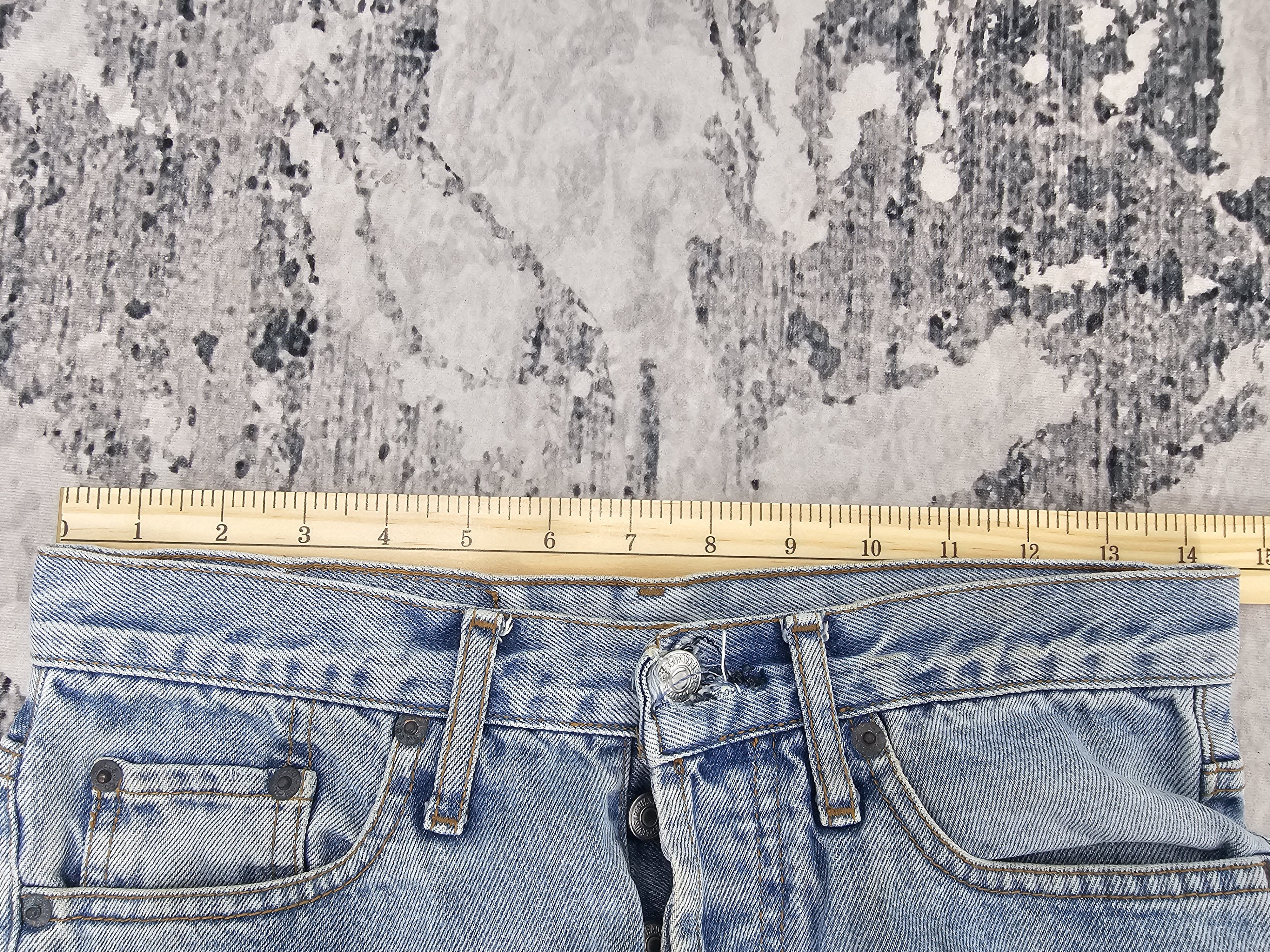 Levi's Vintage Clothing Vtg 90's LEVIS 501 Stain Faded Jeans Made In USA L0550 Size US 28 / EU 44 - 17 Thumbnail