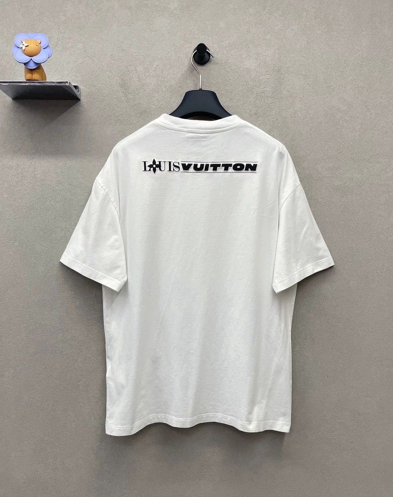 Louis Vuitton louis vuitton Logo embroidered white short sleeve Size US L / EU 52-54 / 3 - 2 Thumbnail