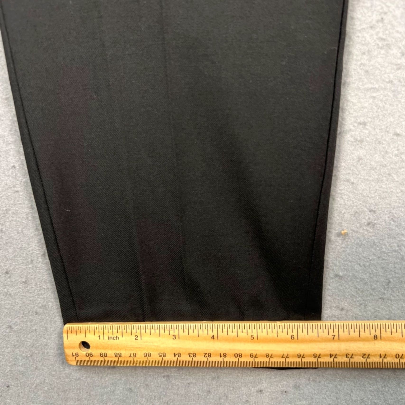 Uniqlo Uniqlo Slim Fit Dress Pants Men Black 27-30 Tapered Leg Flat Front Polyester Modern Regular Inseam 27in Laundry Safe XS? Size US 29 - 7 Thumbnail