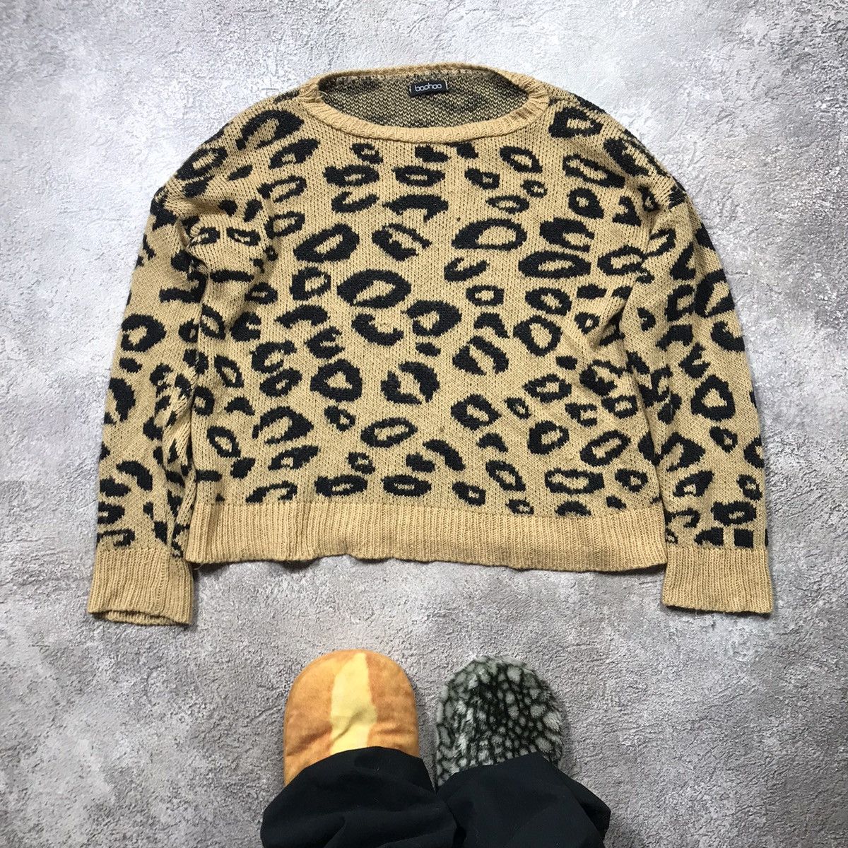 Vintage Vintage Y2K Leopard Print Oversized Knit Sweater Grunge M Size M / US 6-8 / IT 42-44 - 1 Thumbnail