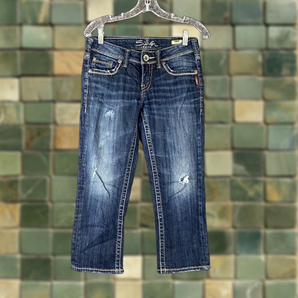 Silver Jeans Co. SILVER JEANS Aiko Distressed Capri Jeans Blue Women’s 26 Size 26" / US 2 / IT 38 - 1 Thumbnail