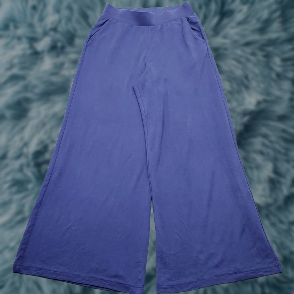 Fabletics Fabletics Pants Women S Blue Comfortable Stretch High Waisted Wide Leg Ankle Size 28" / US 6 / IT 42 - 1 Thumbnail