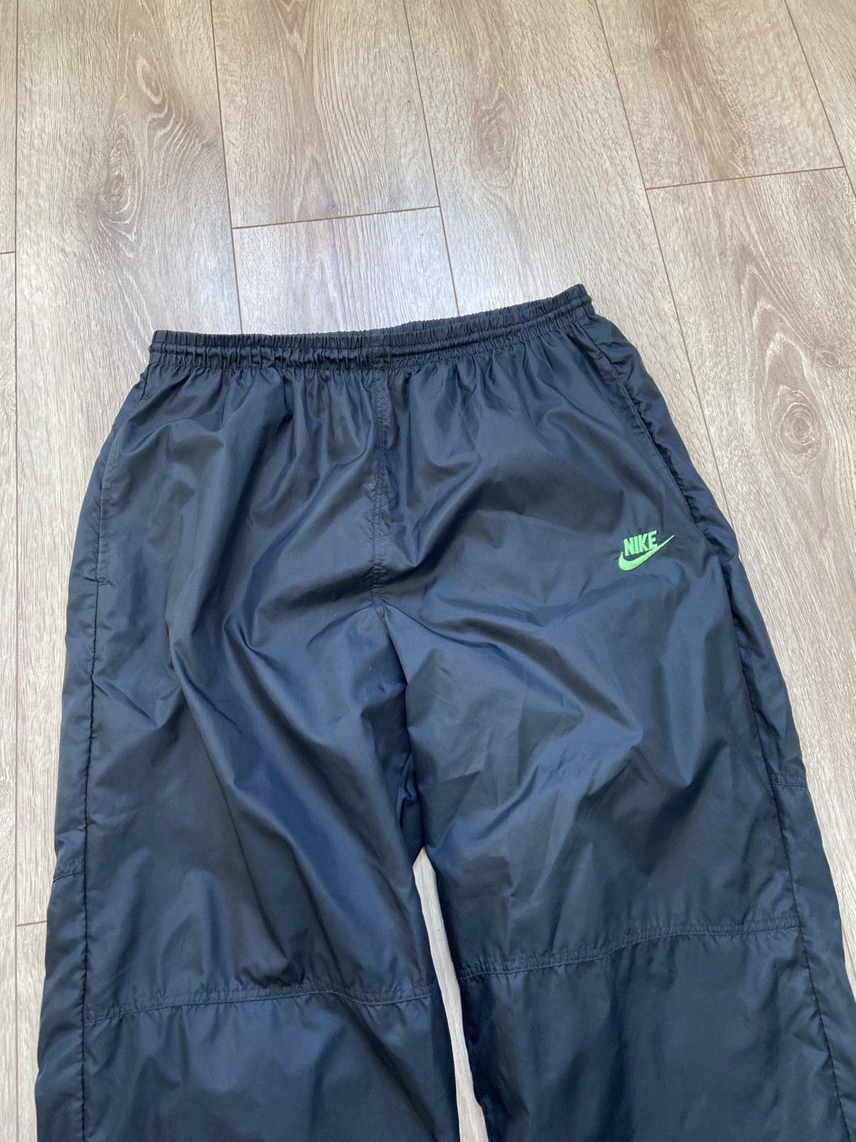 Nike Nike Vintage Nylon Pants 90’s Size US 34 / EU 50 - 2 Thumbnail