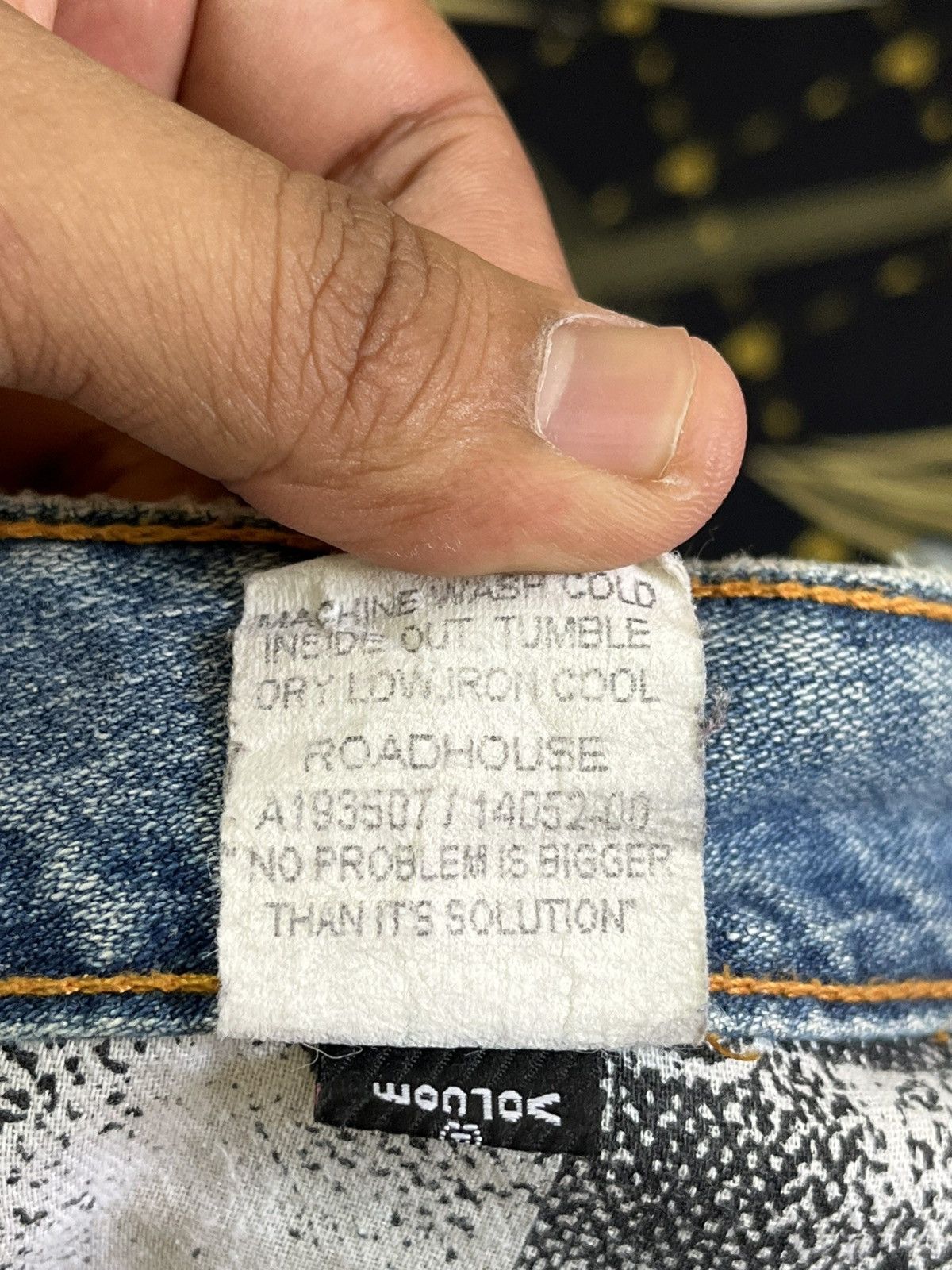4GSELLER × Volcom Vintage Volcom Flare Distressed Denim Size US 33 - 17 Thumbnail