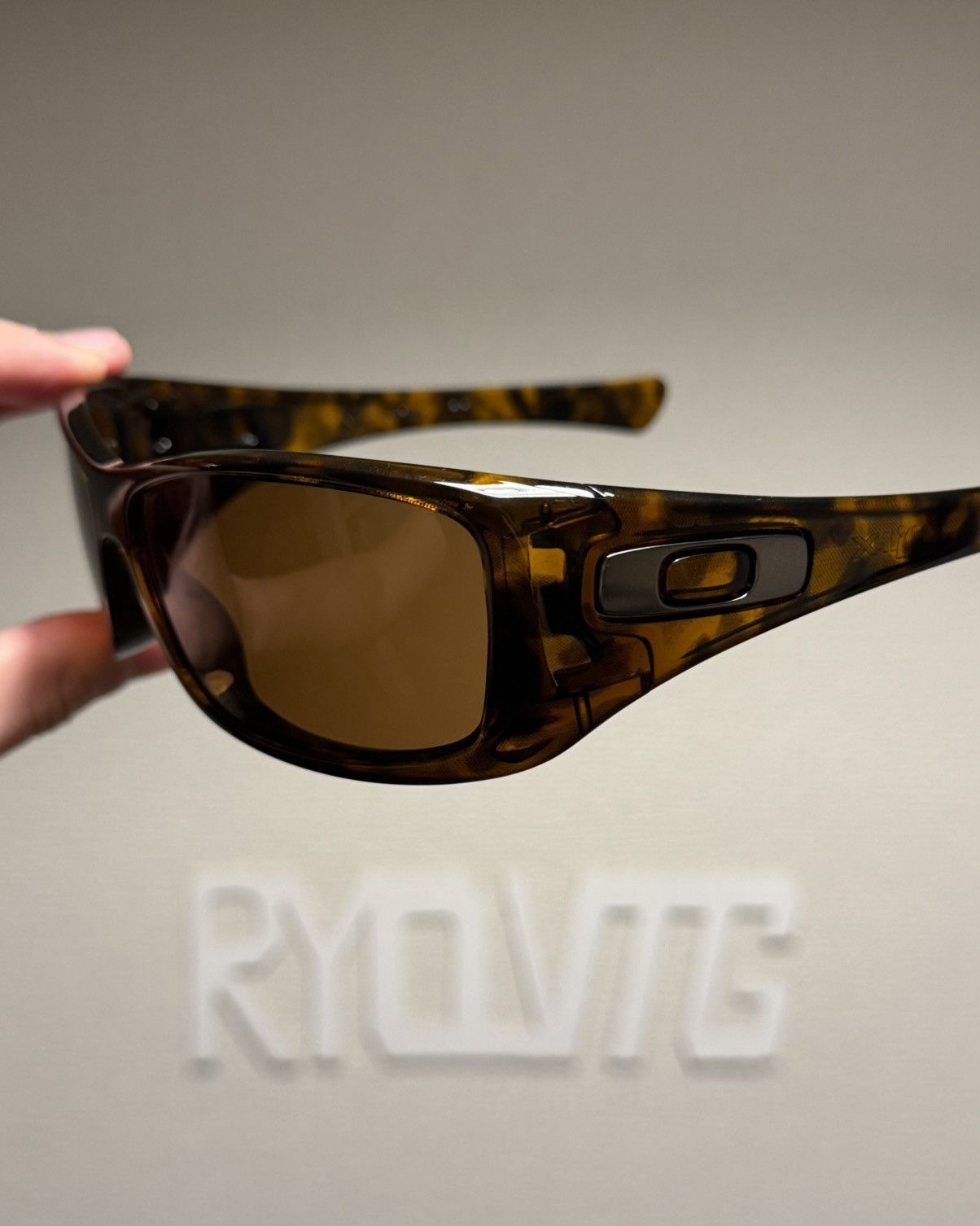 Oakley OAKLEY HIJINX TORTOISE BROWN SUNGLASSES Size ONE SIZE - 1 Thumbnail