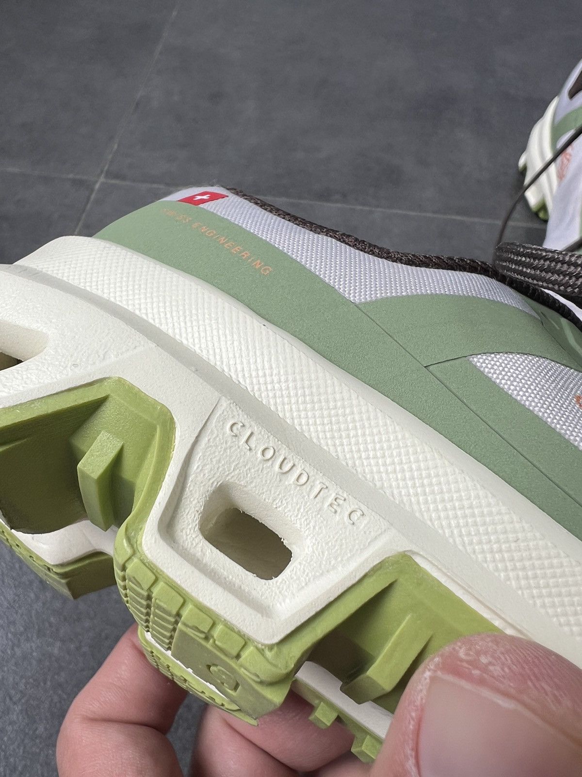 Loewe × On Loewe x On Running Size US 8 / IT 38 - 5 Thumbnail
