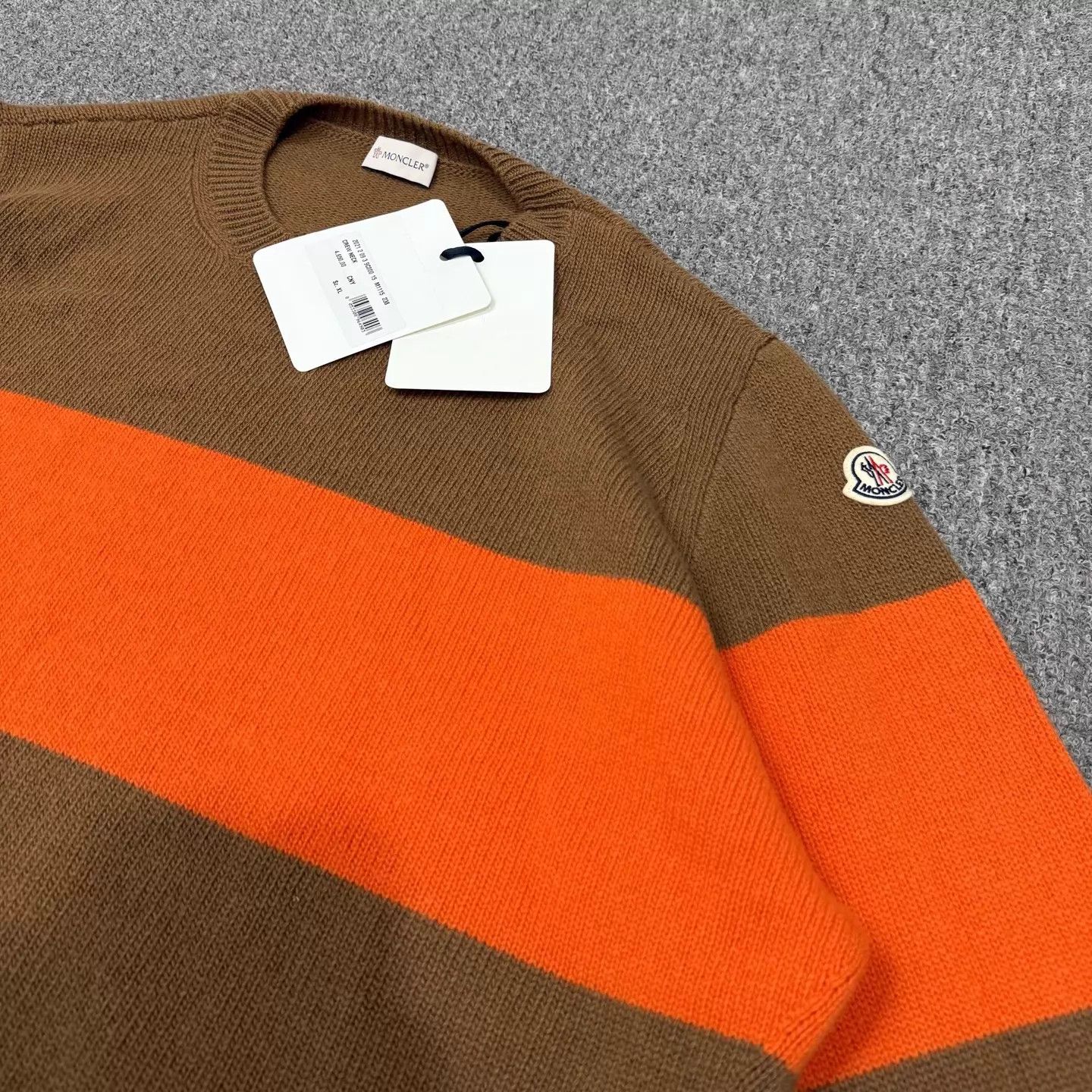 Moncler Moncler colorblock stripe logo wool crew neck LS NWT XL Size US XL / EU 56 / 4 - 3 Thumbnail