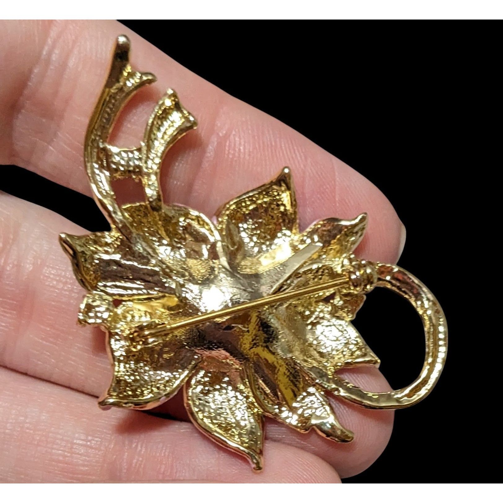 Other Vintage Cottagecore Coquette Rhinestone Flower Brooch Size ONE SIZE - 3 Thumbnail