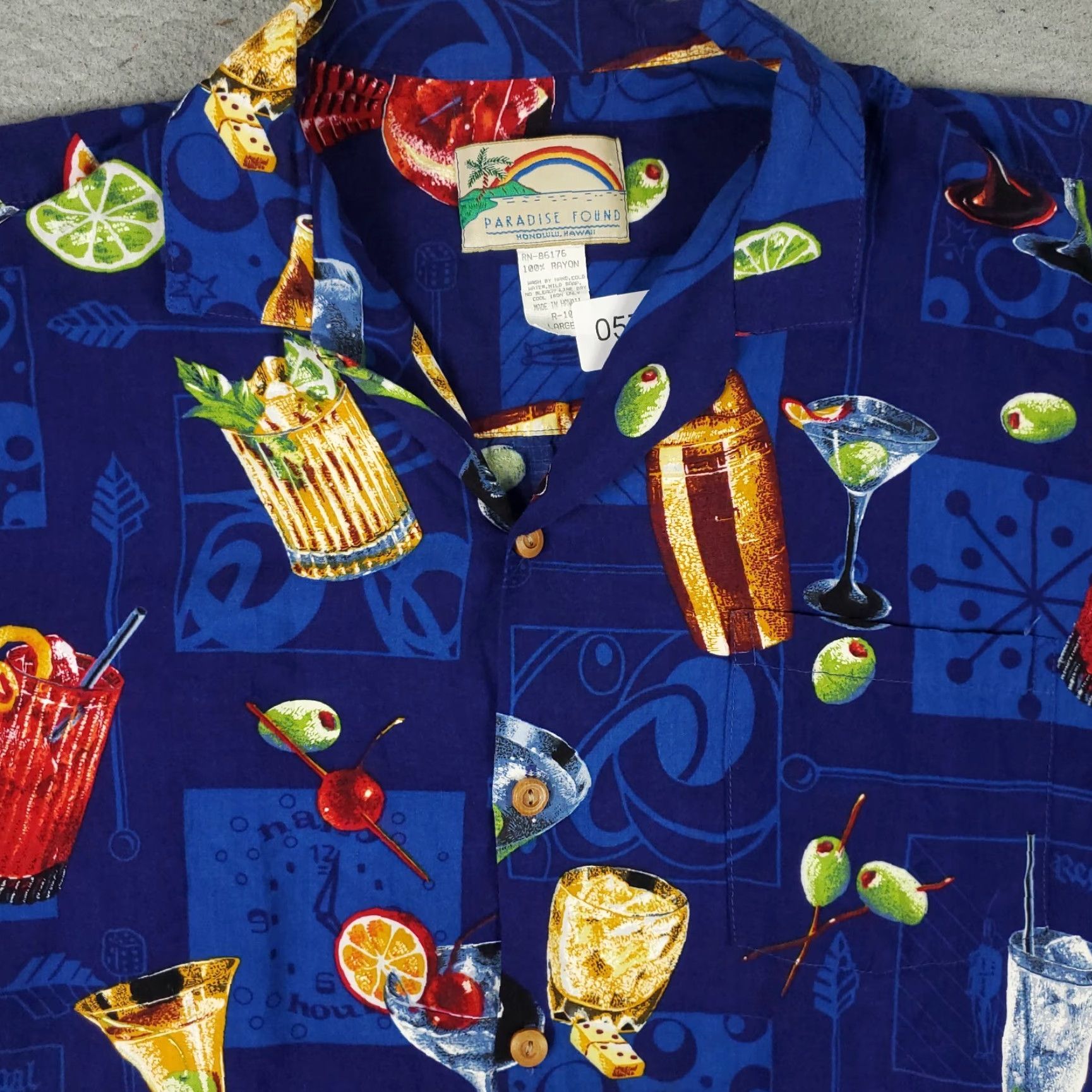 Paradise Found Paradise Found Shirt Mens Large Blue Tropical Drink Print Rayon Vintage Hawaiian Size US L / EU 52-54 / 3 - 2 Thumbnail