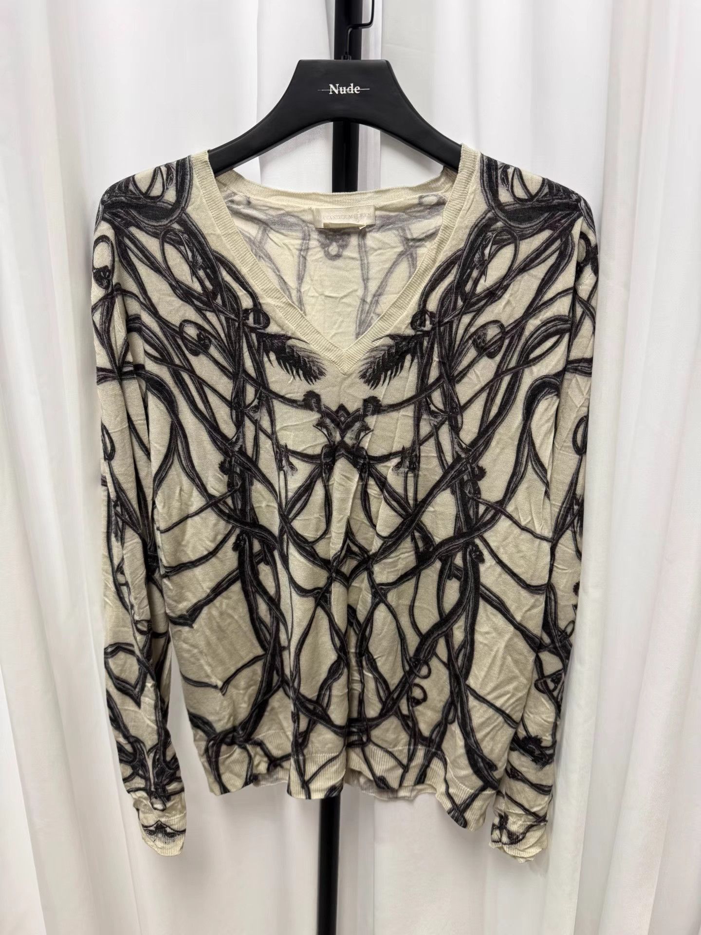 Alexander McQueen Alexander McQueen Thorn Vine Ruched Sweater K20 Size US L / EU 52-54 / 3 - 1 Thumbnail