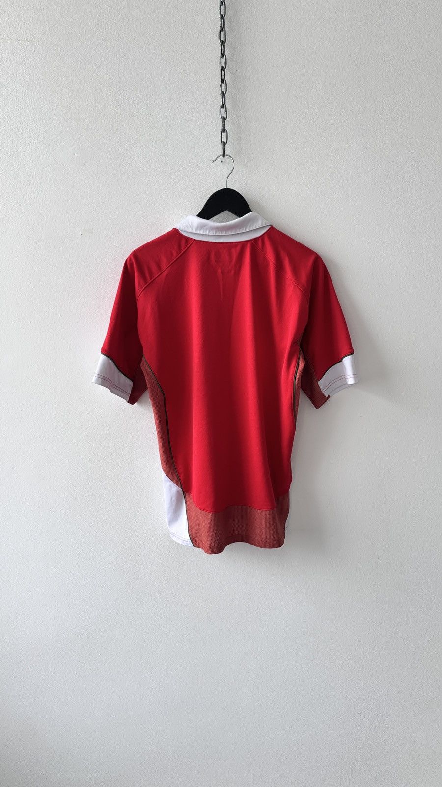 Under Armour Wales WRU Rugby Union Home Shirt Under Armour Brains Jersey Size US M / EU 48-50 / 2 - 9 Thumbnail