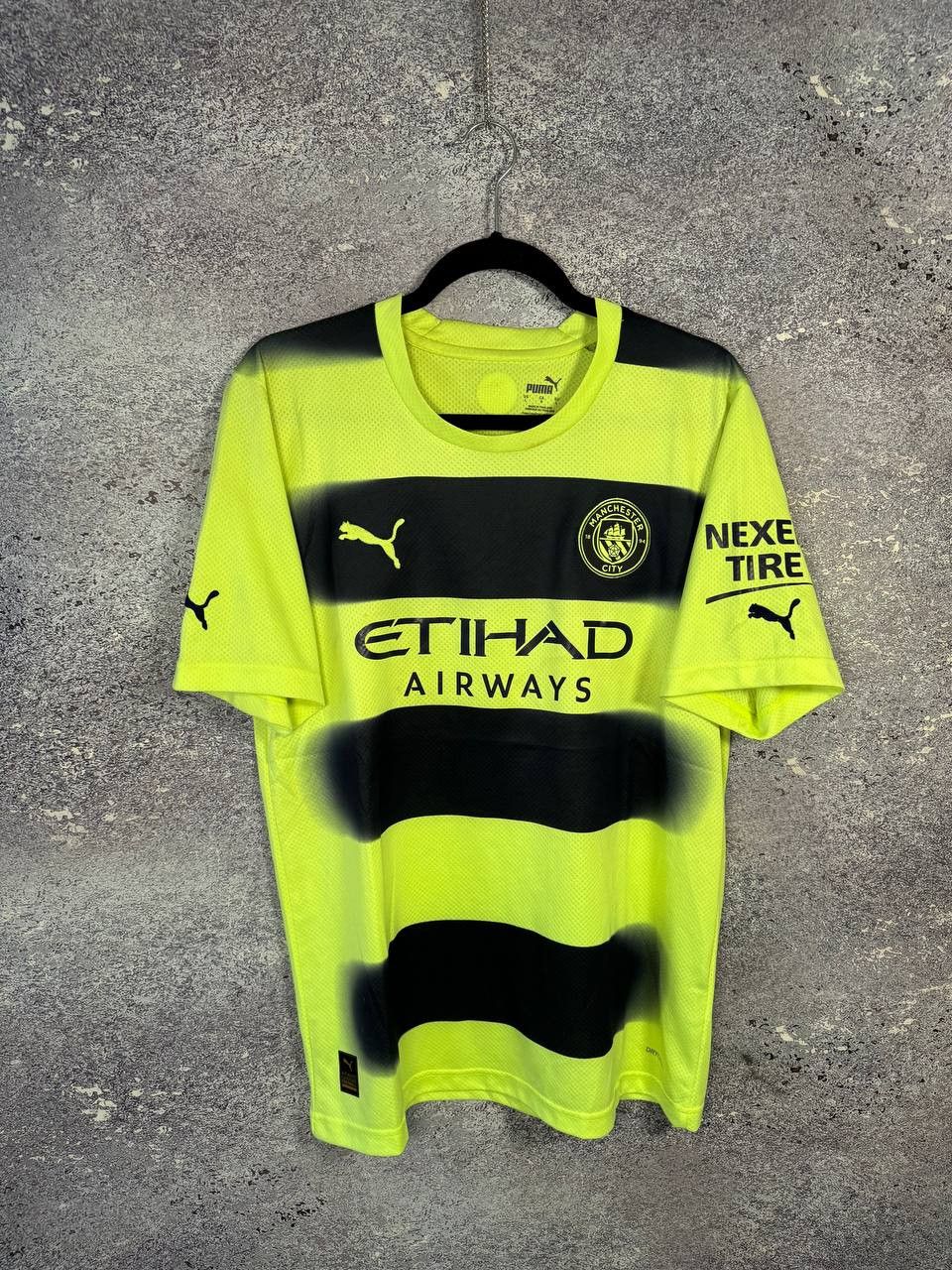 Puma × Vintage Vintage Manchester City 2022/23 Puma Soccer Jersey Size US L / EU 52-54 / 3 - 1 Thumbnail