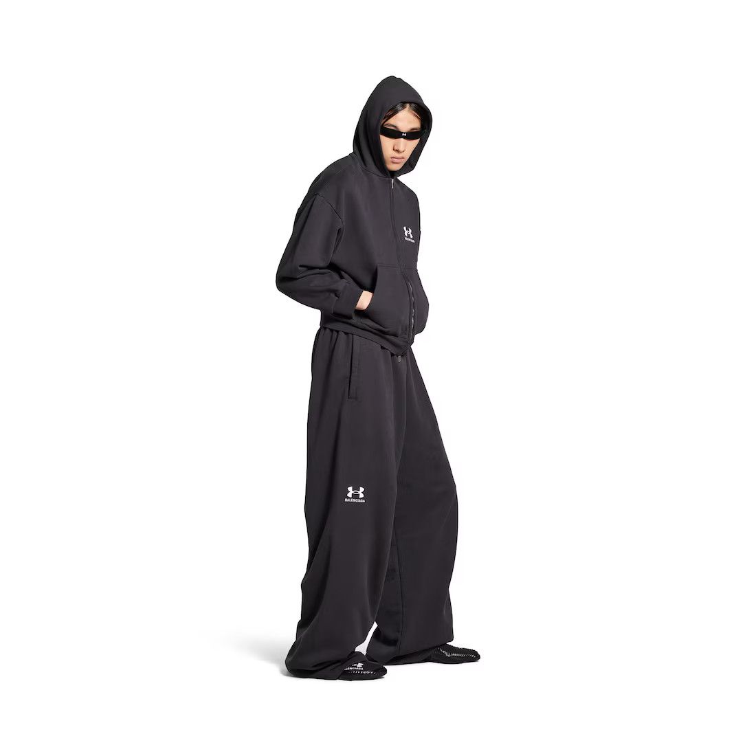 Balenciaga × Under Armour o1w1db10425 Under Armour® Zip-Up Hoodie Regular Fit in Black Size XXS / US 00 / IT 34 - 2 Thumbnail