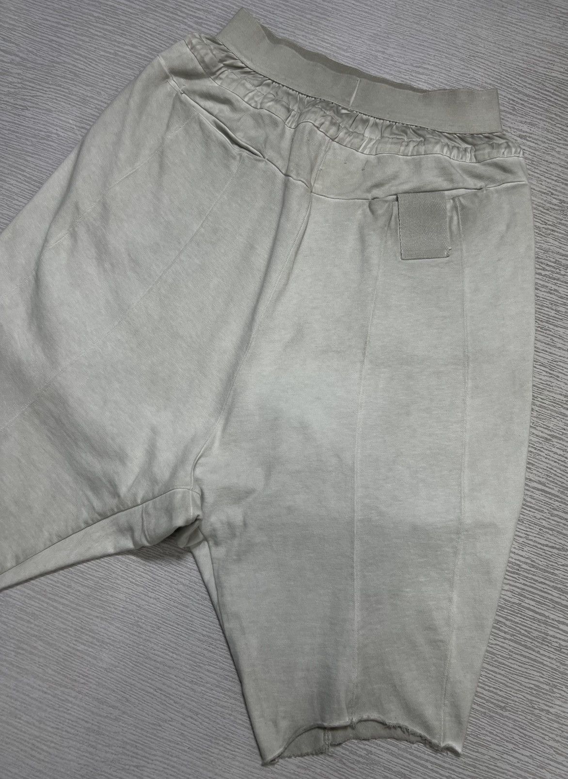 Julius Julius - S/S ‘14 “Ghost” - Over Crotch Raw Hem Sweatshorts Size US 30 / EU 46 - 9 Thumbnail
