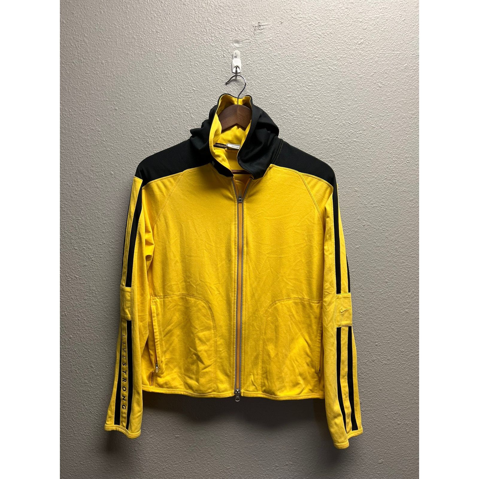 Vintage Womens Nike Livestrong Hoodie Lance Armstrong Cycling Jacket Size L / US 10 / IT 46 - 2 Thumbnail