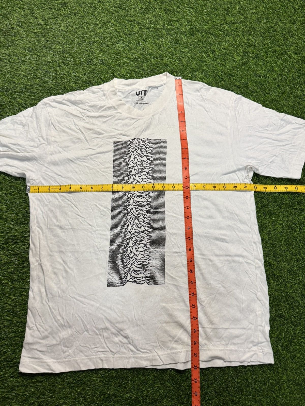 Uniqlo assorted tshirt - peter saville remix uniqlo Size US M / EU 48-50 / 2 - 6 Thumbnail