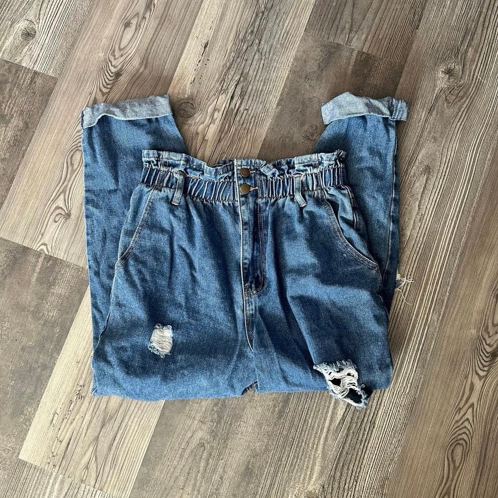 Forever 21 forever 21 high waisted ripped mom jeans Size 28" / US 6 / IT 42 - 1 Thumbnail